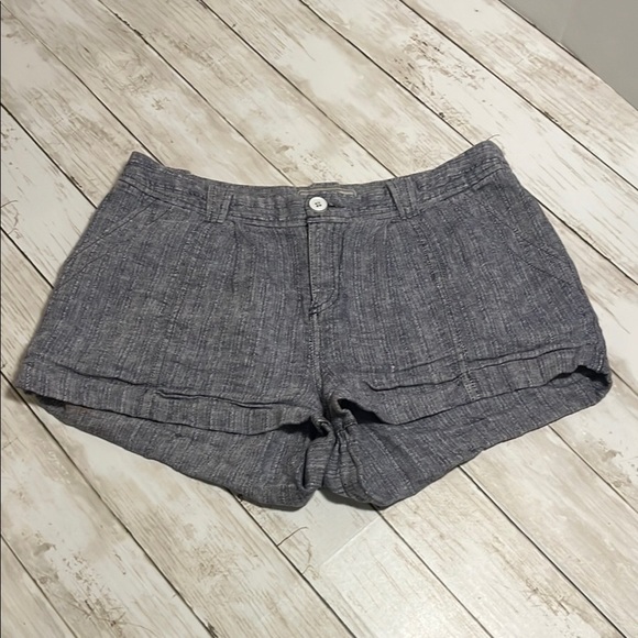 Free People blue Chambray Linen Chino Women's Shorts size 8 - Picture 2 of 6